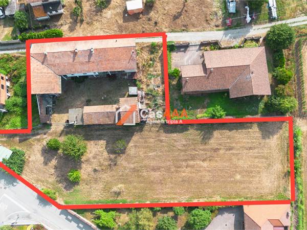 Maison (indépendente) dans vente à Fara Novarese