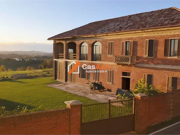 Cascinale da Ristrutturare tra Torino e Milano – Opportunità Imprenditoriale Unica | 382 mq 